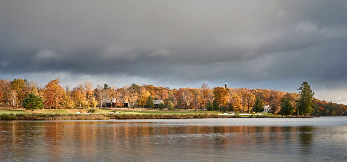 Mackay-Lyons Sweetapple Architects completes island cabins with extruded roofs among pine trees