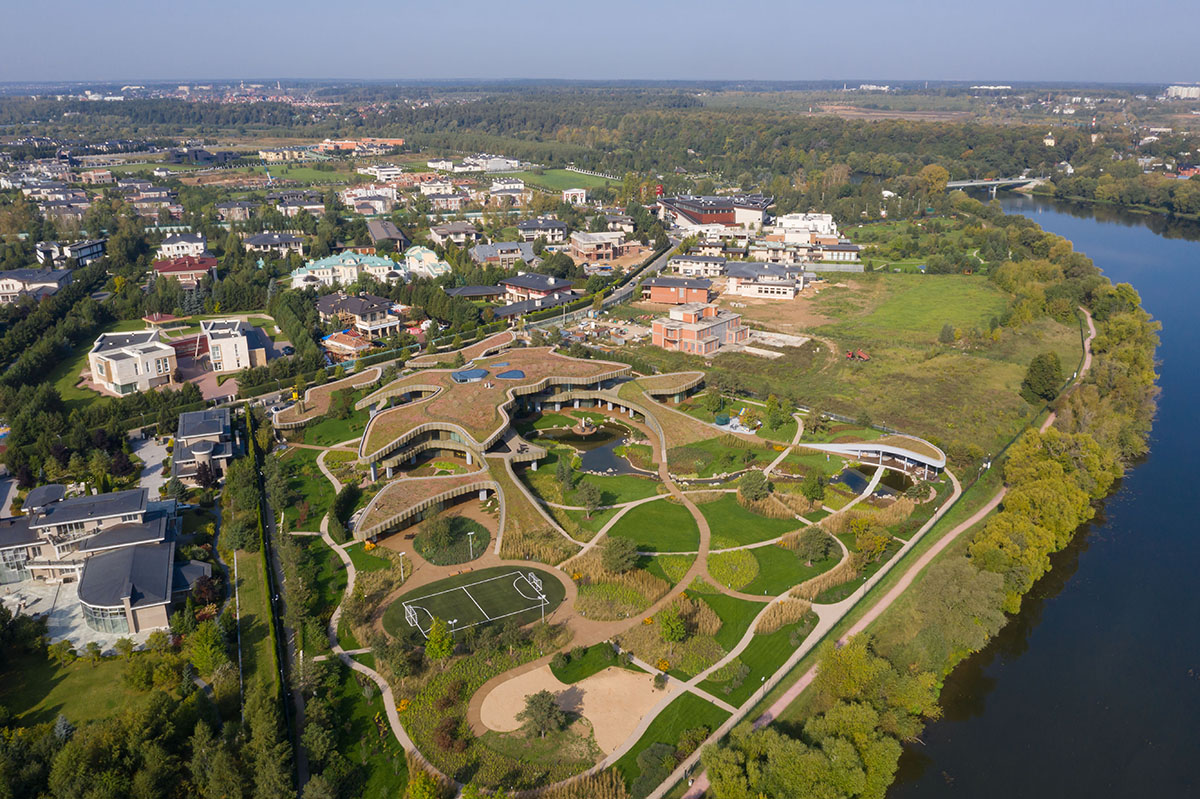 J. Mayer. H built this flower-shaped residence as a camouflage from the environment in near Moscow