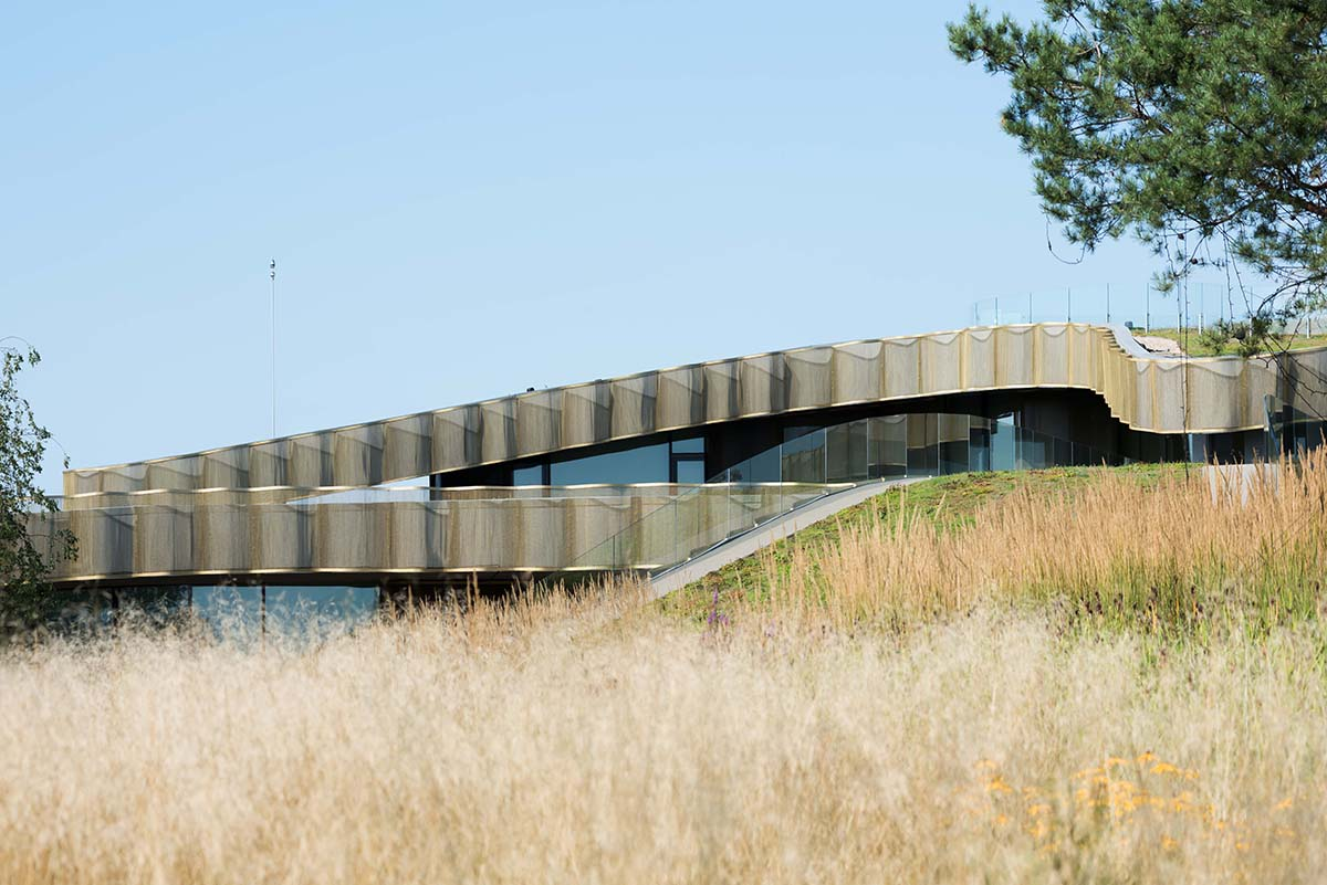 J. Mayer. H built this flower-shaped residence as a camouflage from the environment in near Moscow