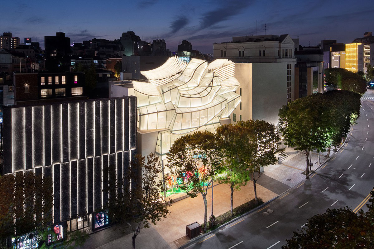 Frank Gehry Designed Louis Vuitton's New Seoul Store With Fluffy Glass  Structure