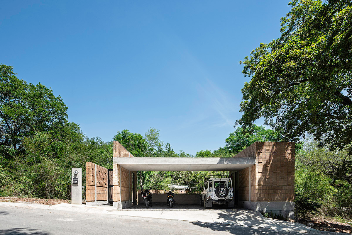 WEYES Estudio built single family house divided into four pavilions blended with the forest in Mexico
