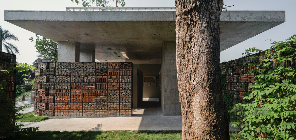 Public toilets have been elaborated in new aesthetic by Atelier cnS in Zuzhai village