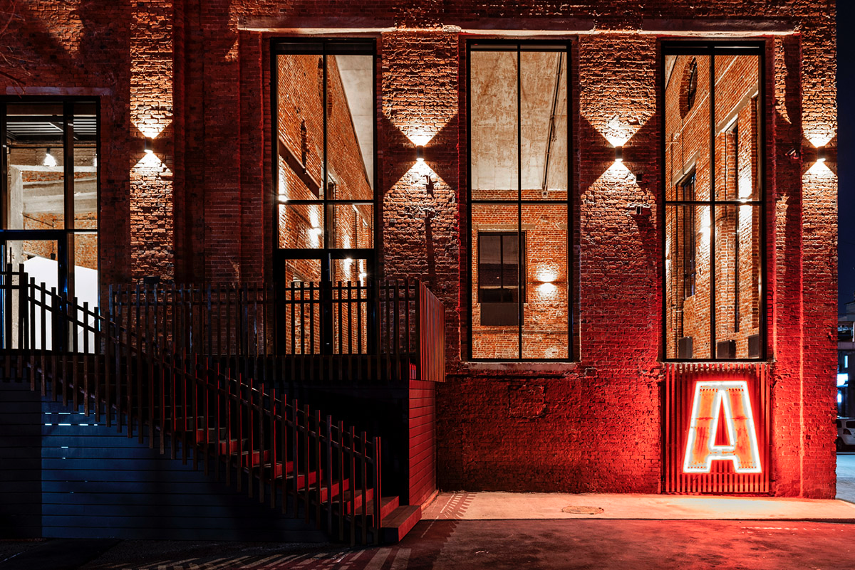 Geometrix Design transforms historic brick building into a large event and public space in Moscow