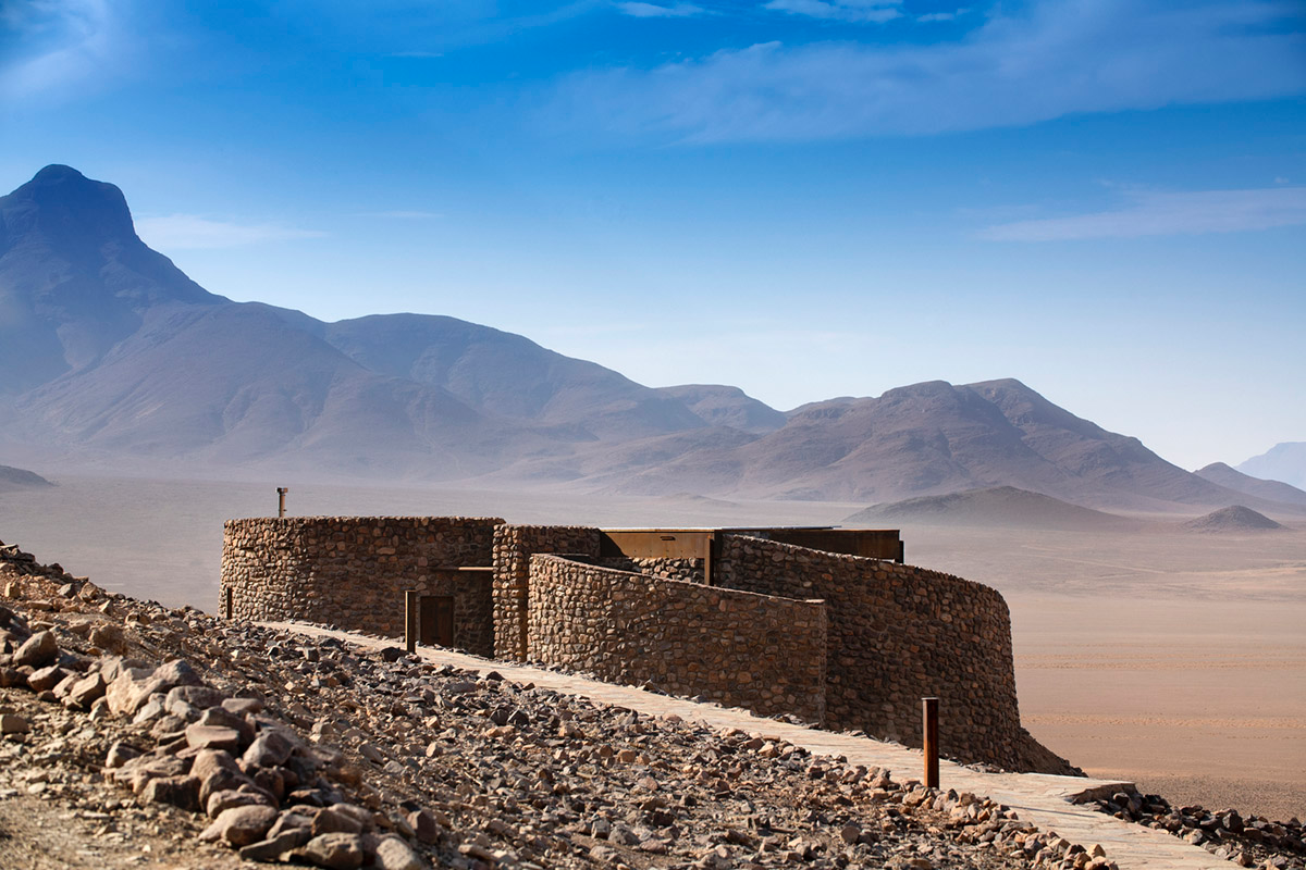 Fox Browne Creative and Jack Alexander design pavilion-like steel lodges on a desert of Namibia