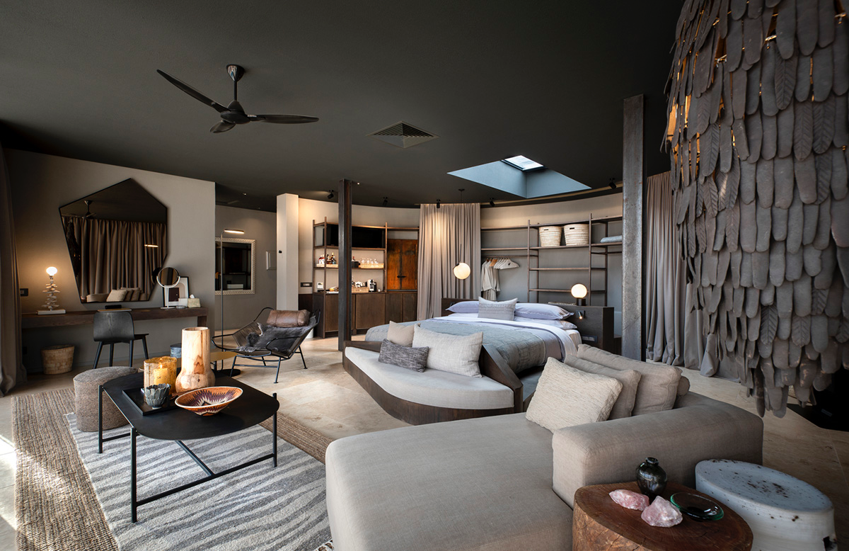 Fox Browne Creative and Jack Alexander design pavilion-like steel lodges on a desert of Namibia