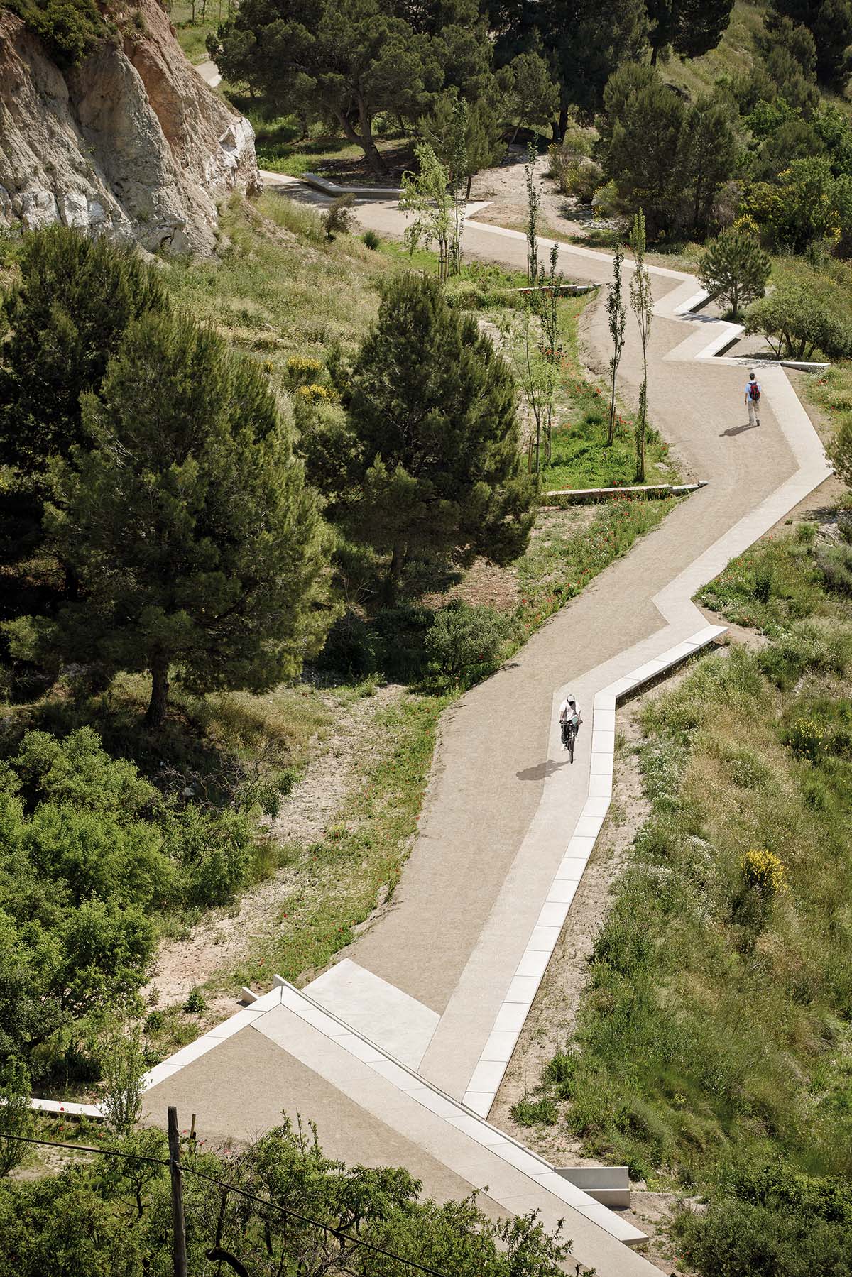 Batlle i Roig Arquitectura's Pedestrian Path wins Landscape of the Year 2018 at WAF