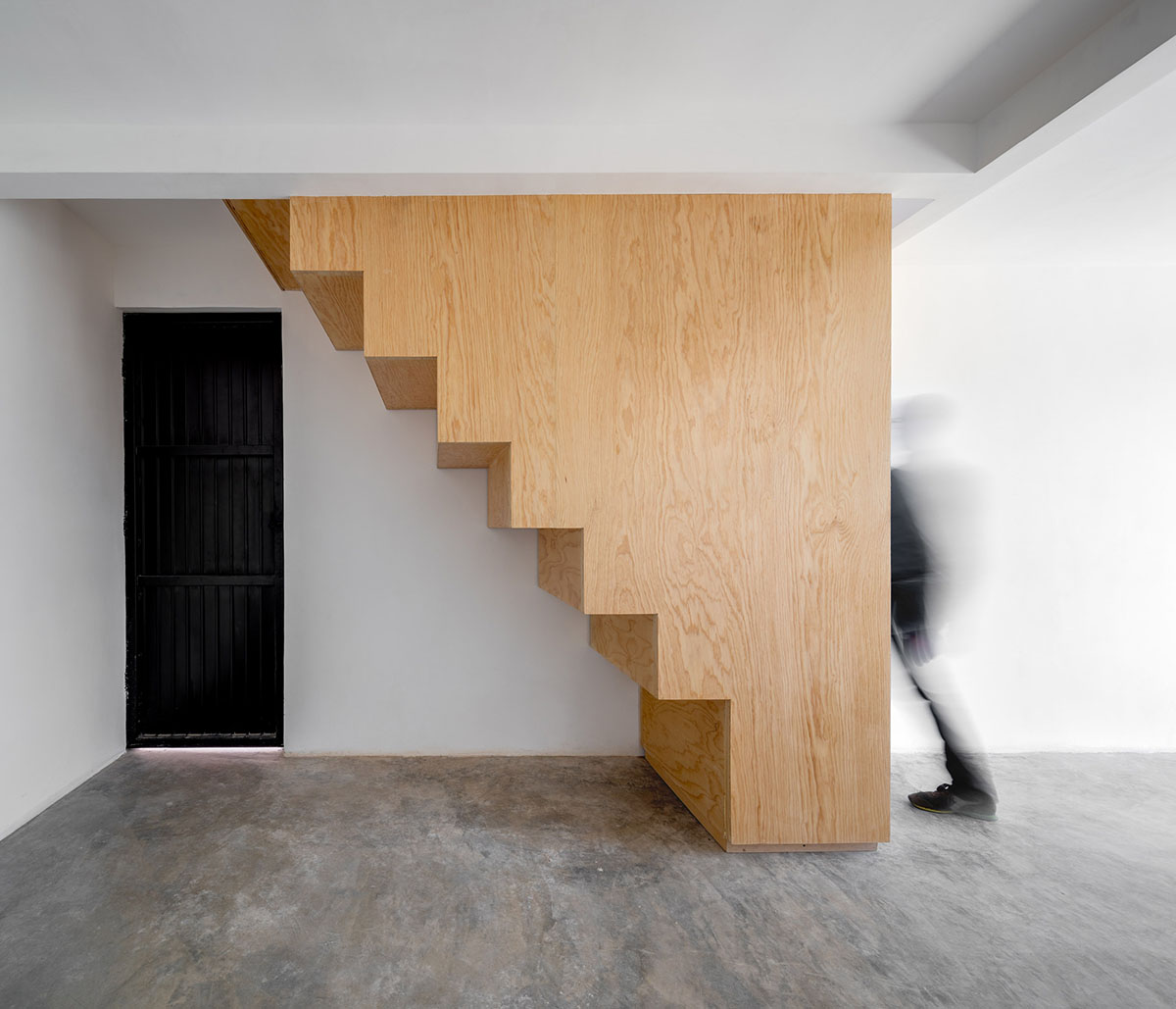 PPAA completes low-cost pinkish rural housing prototype in Hidalgo, Mexico