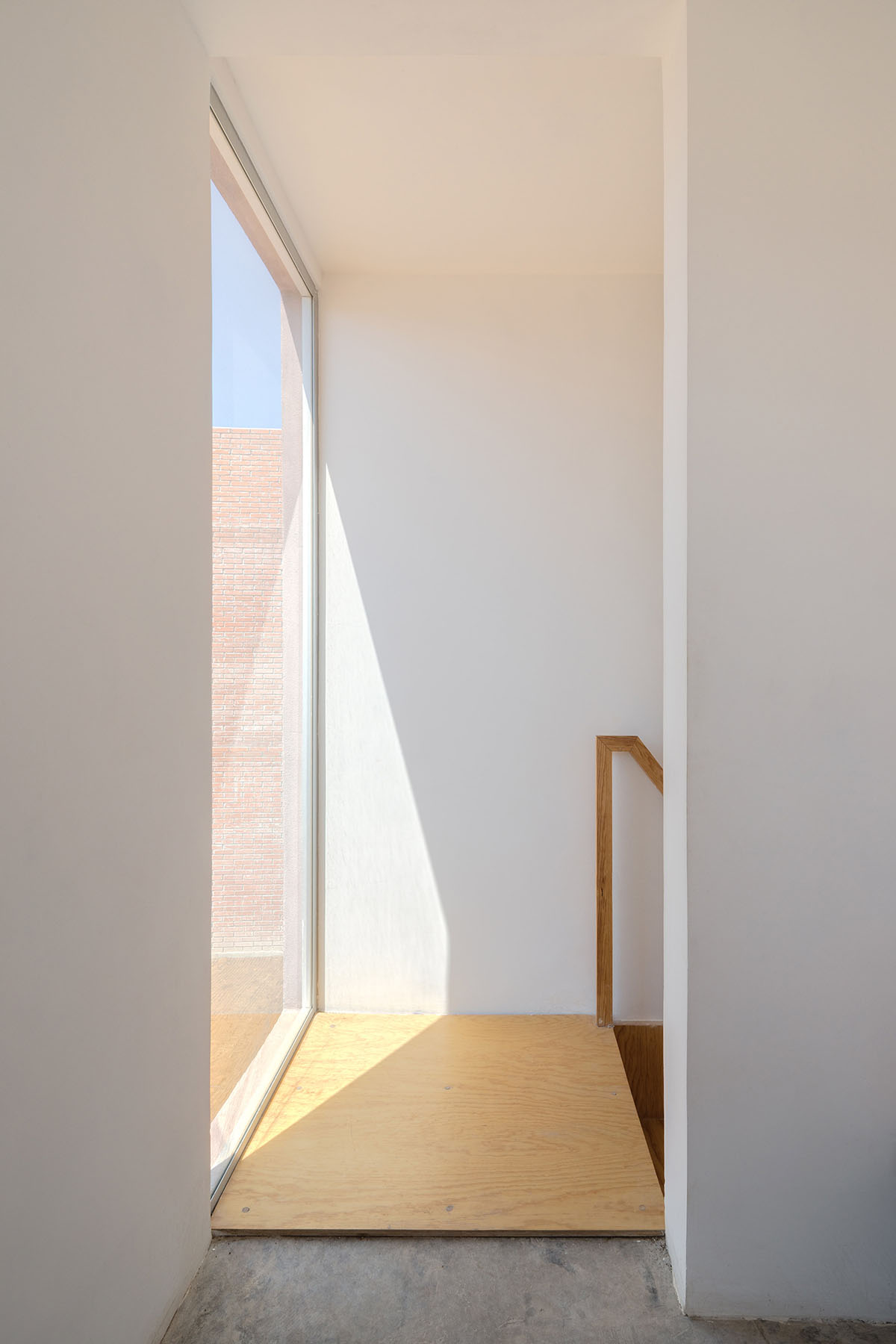 PPAA completes low-cost pinkish rural housing prototype in Hidalgo, Mexico