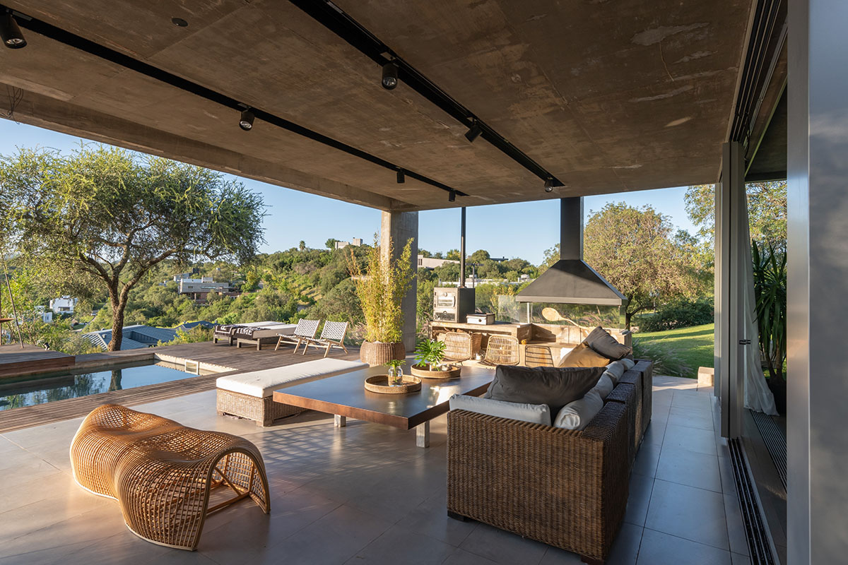 Estudio Herbera completes Casa En Mendiolaza in Córdoba, Argentina