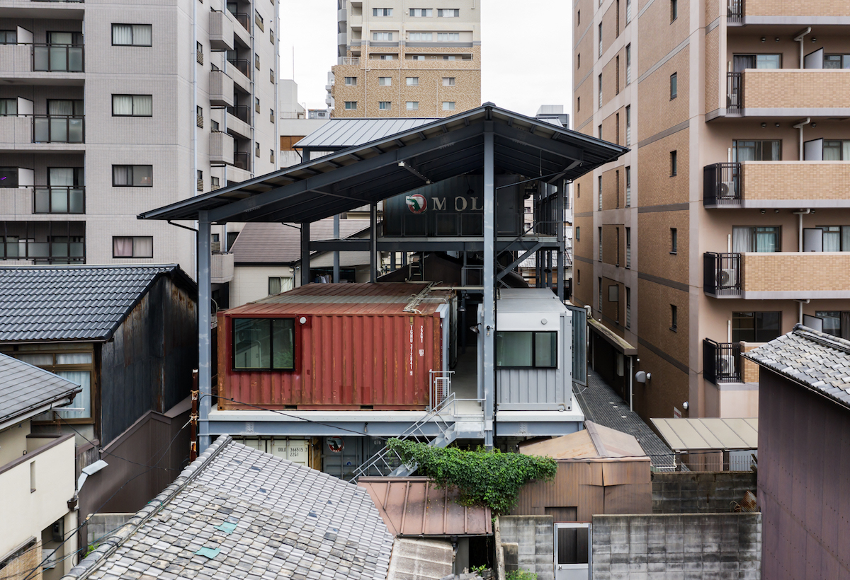 SHIKIAMI CONCON, a mix of Container architecture and Japanese traditional townhouse