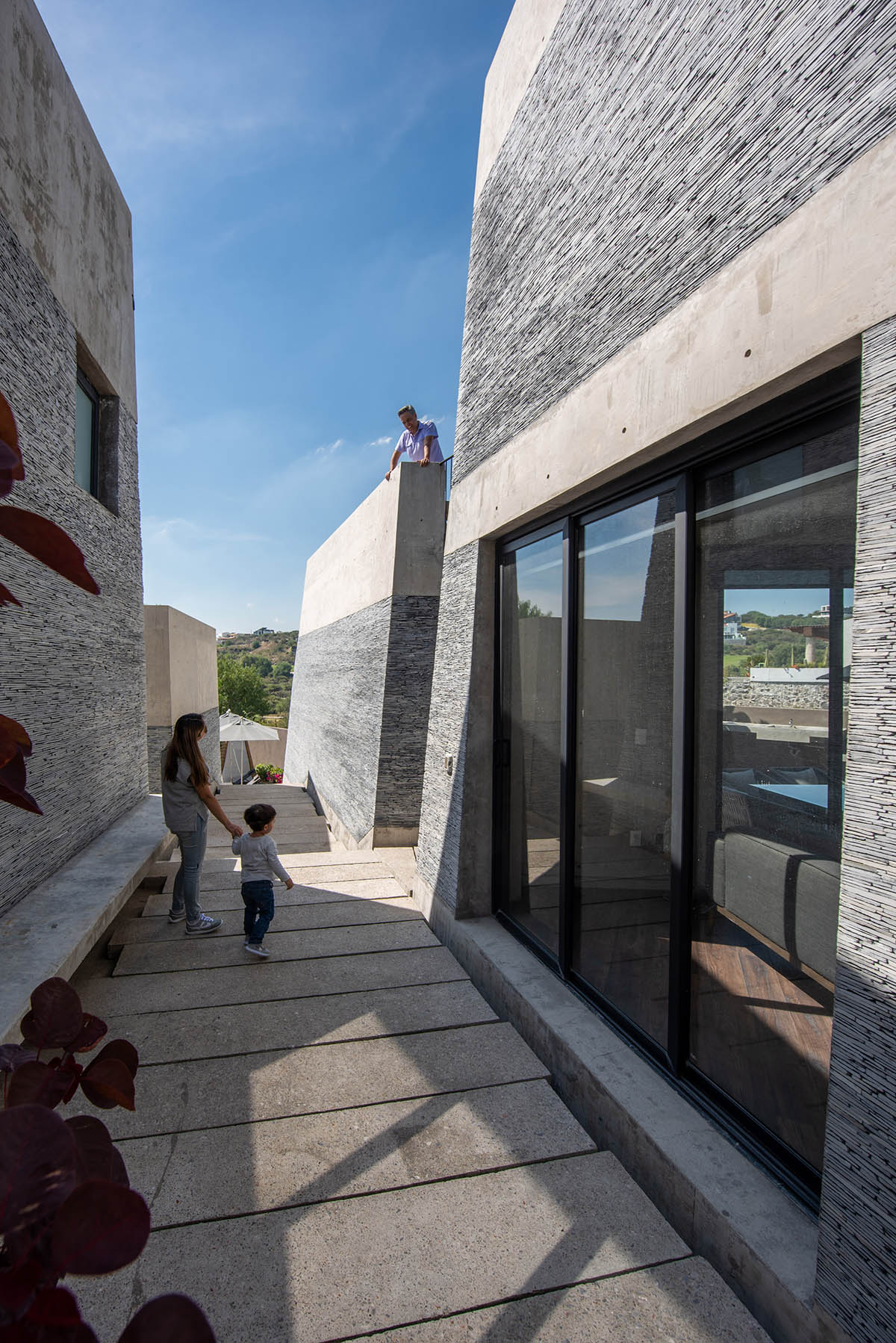 Rojkind Arquitectos completes weekend retreat with five prismatic volumes in Hidalgo, Mexico