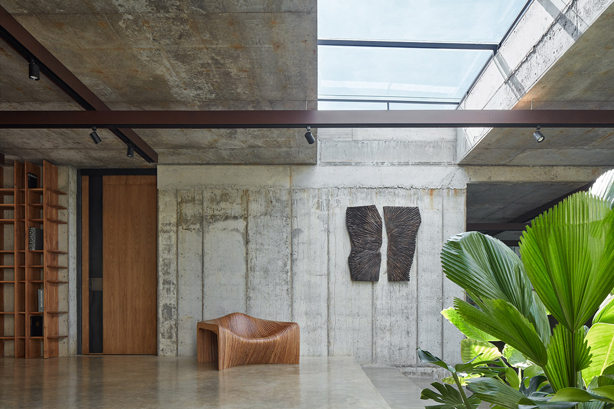 Refuel Works and Formafatal complete Art Villa addressing to colorfulness of Costa Rican jungle