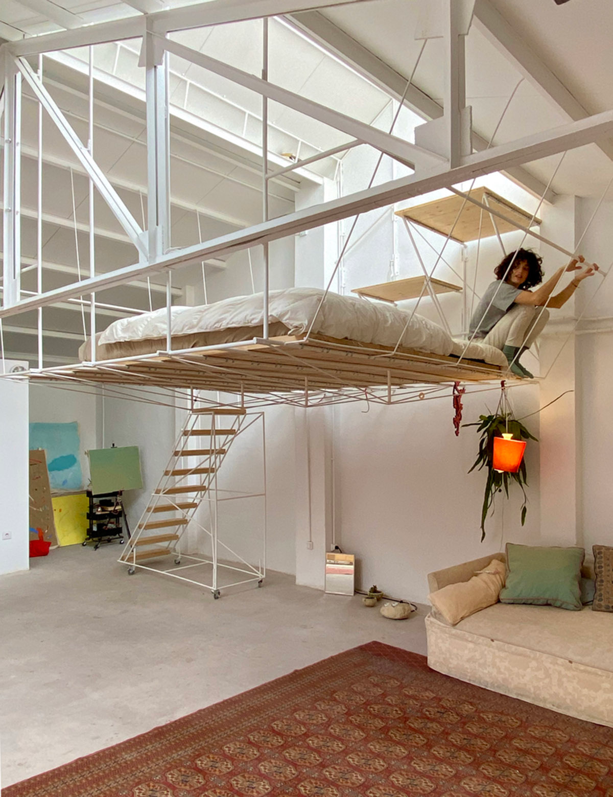 Pía Mendaro converts warehouse into an artist's studio-house that is fully reconfigurable in Madrid