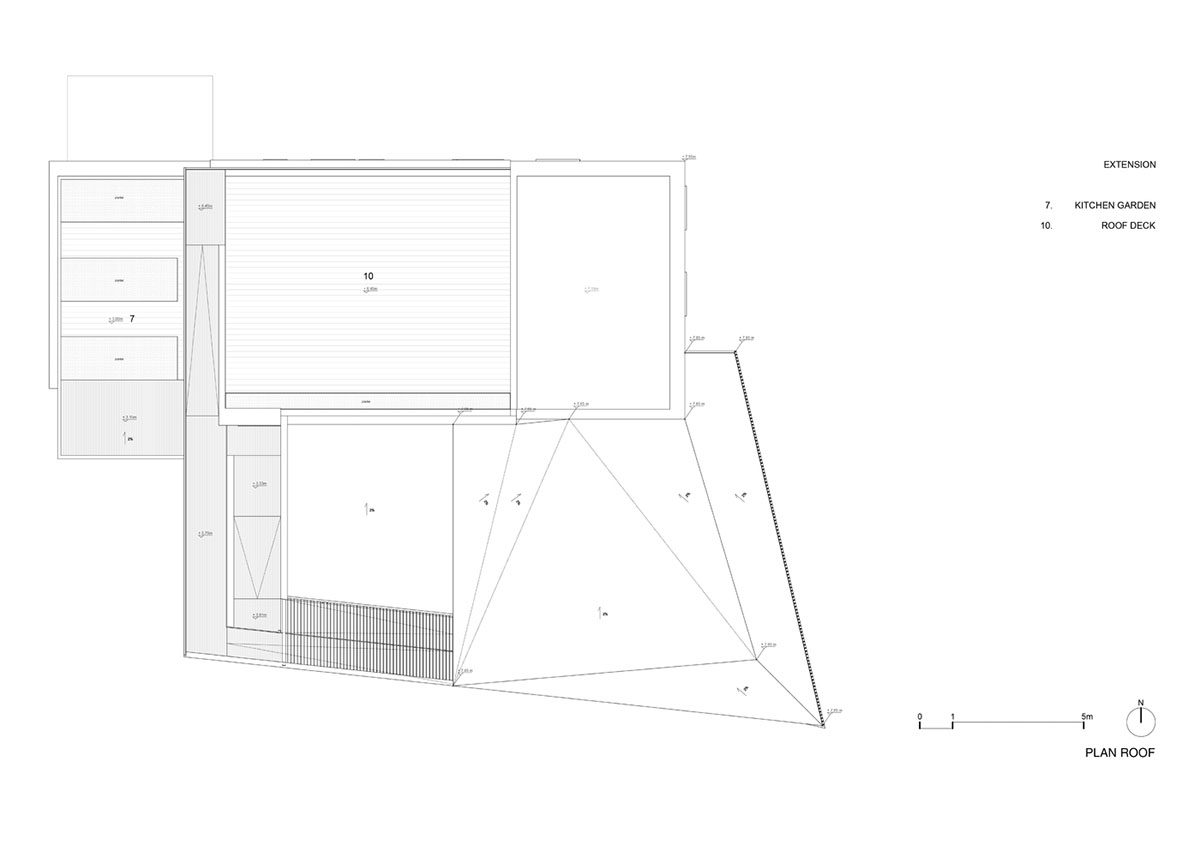 reMIX Studio combines new program of all-white extension with continuous circulation in Beijing