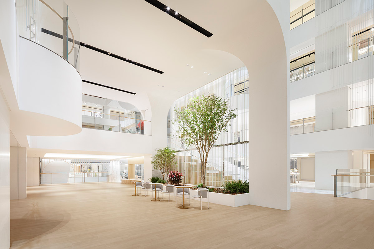 Nendo revives old Shanghai Times Square with aluminum screen that percolates on the facade