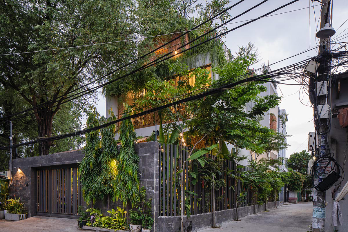 MDA Architecture creates