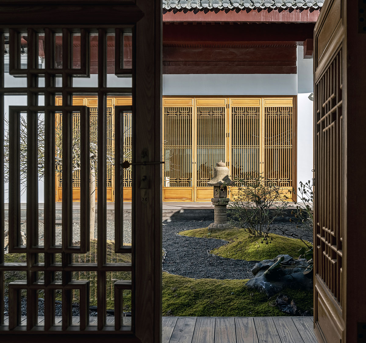 CCD completes resort and spa by keeping traditional architectural elements in Huangshan, China