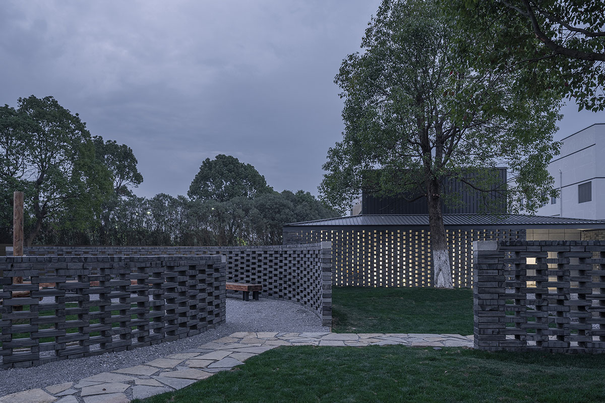 LUO studio completes Shayang Rapeseed Museum framing the landscape with silence in China