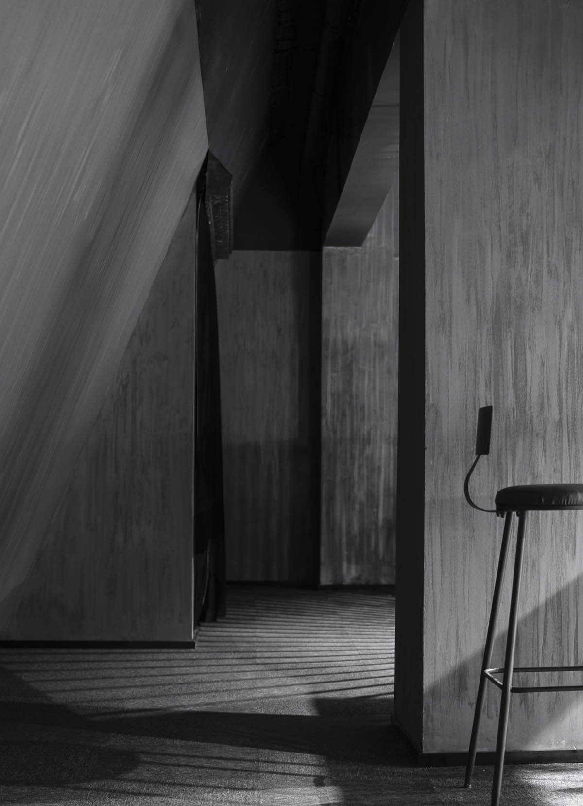 Wutopia Lab transforms former silk weaving factory into a theater in Suzhou, China 