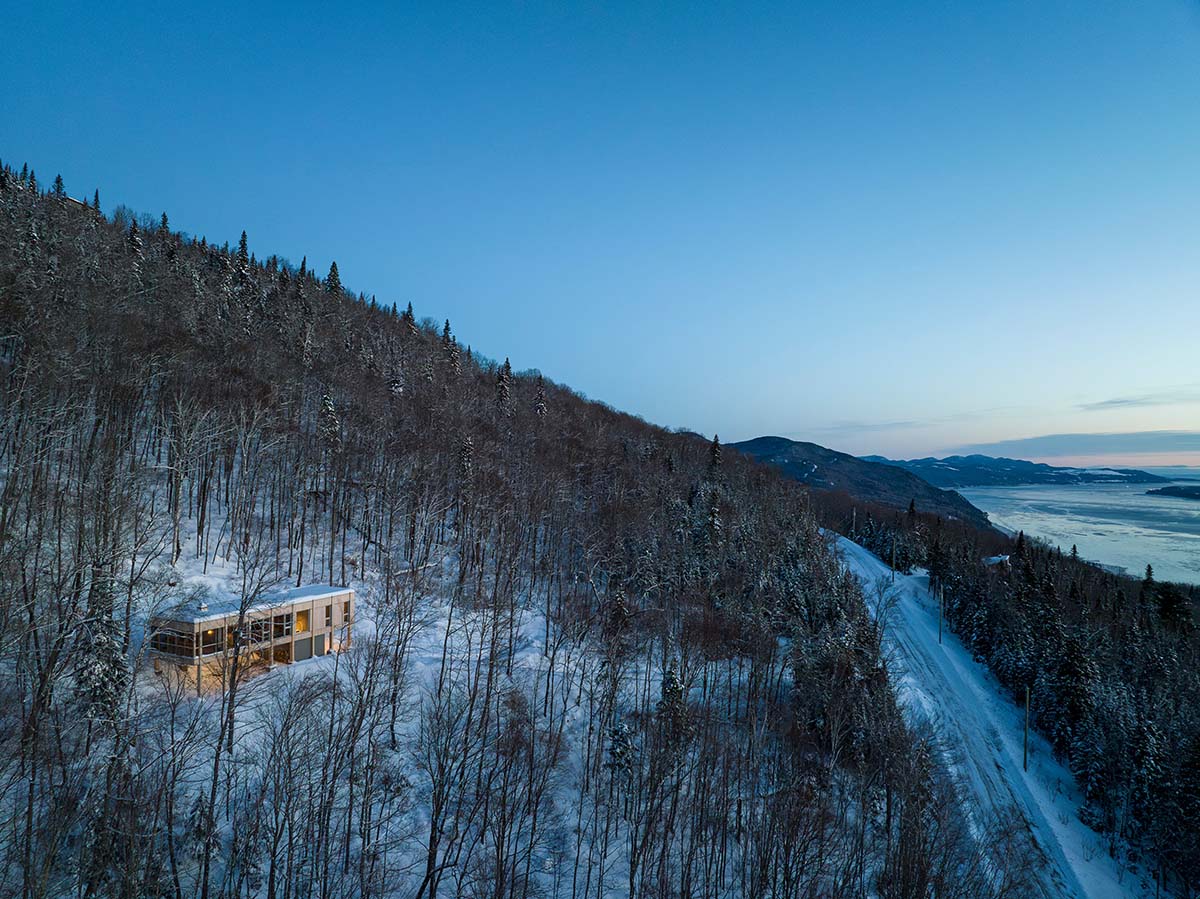 Residence Chez Léon by Quinzhee Architecture evokes the nostalgia of a 