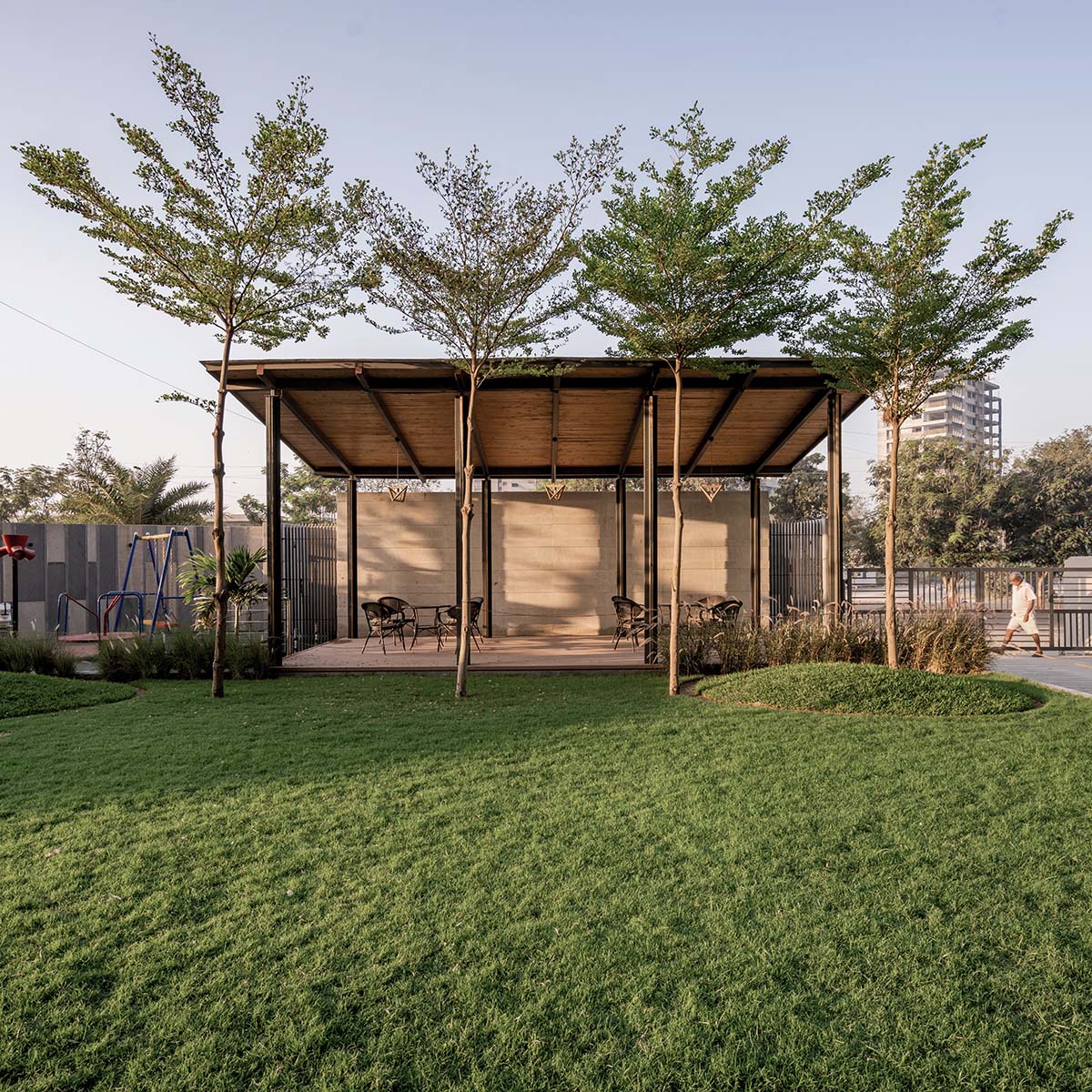 UA Lab creates concrete shell for community space in Ahmedabad