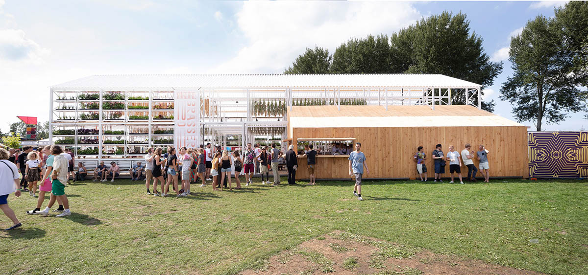 Overtreders W designed a zero-waste and timeless pop-up restaurant for 2018 Lowlands Festival