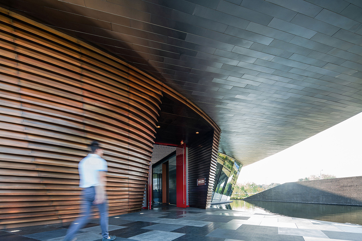 Gensler redefines Cadillac House in Shanghai with a sleek silhouette and magnetic personality