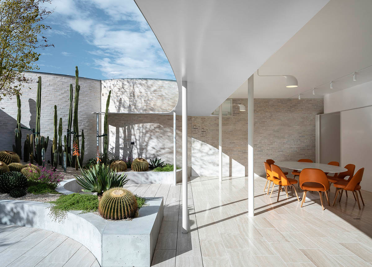 Durbach Block Jaggers and John Wardle Architects create undulating facade for Phoenix Central Park