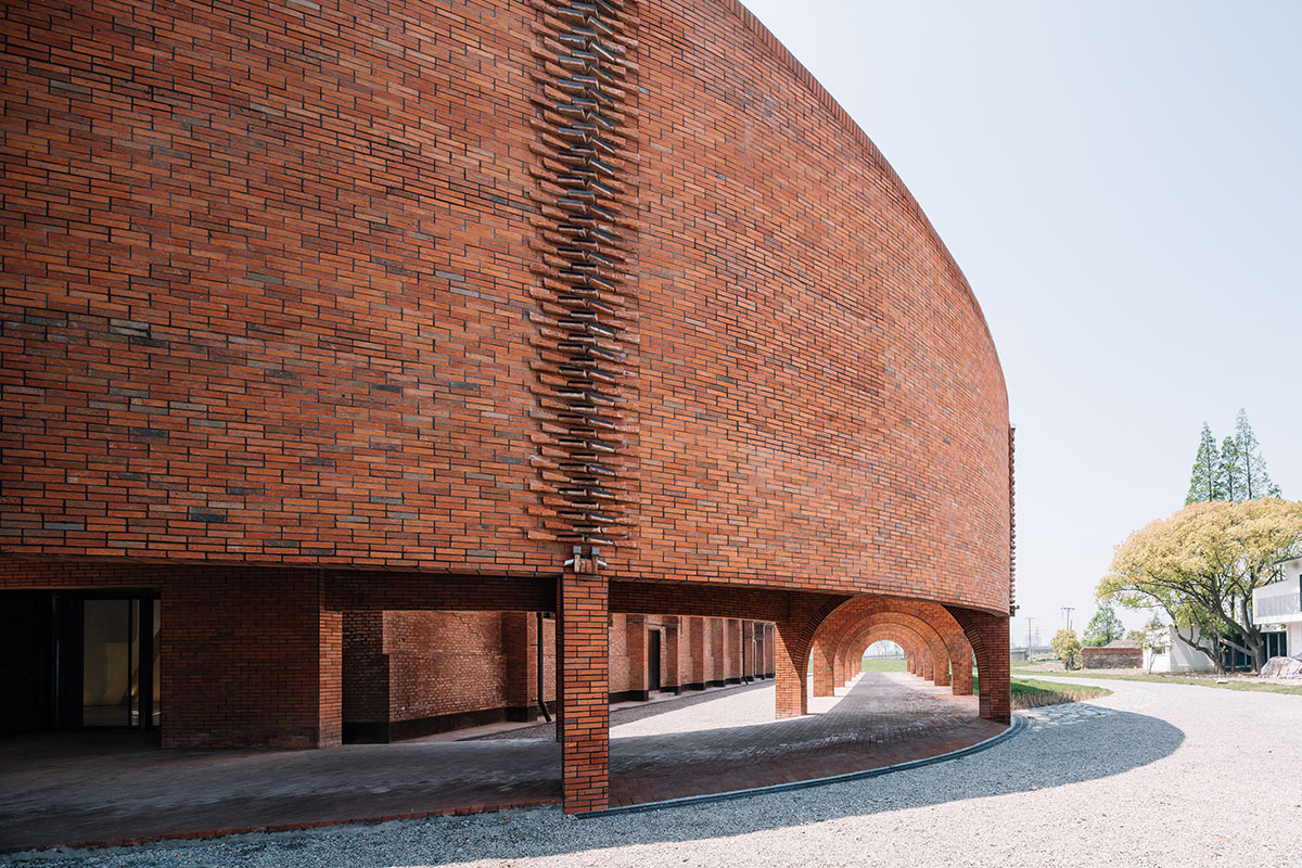 Roarc Renew repurposes old granaries as an art centre with flowing brick corridors in Jiaxing, China