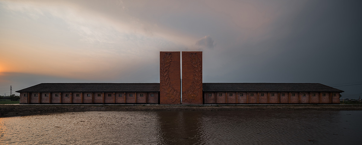 Roarc Renew repurposes old granaries as an art centre with flowing brick corridors in Jiaxing, China