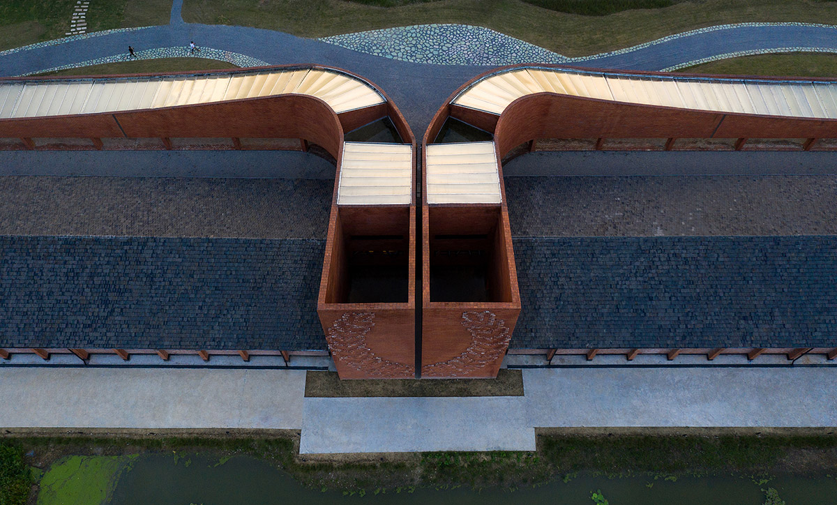Roarc Renew repurposes old granaries as an art centre with flowing brick corridors in Jiaxing, China