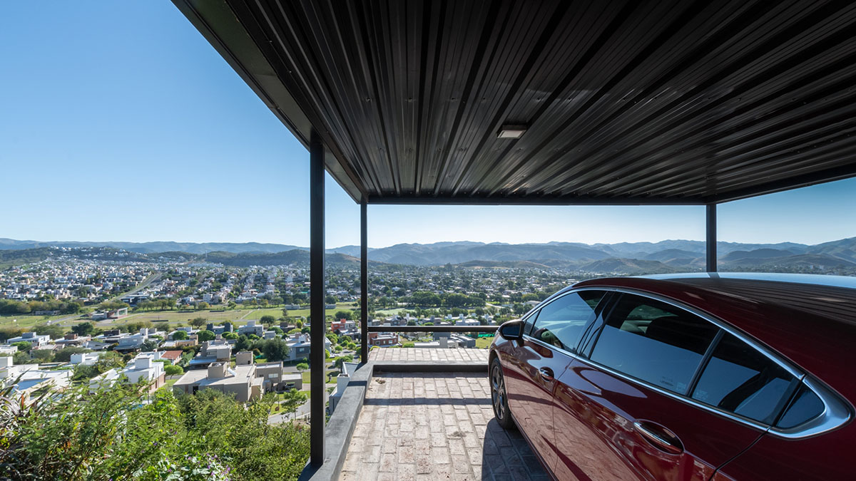Cabanillas Gonzalo completes twin houses on a hilly landscape in Cordoba