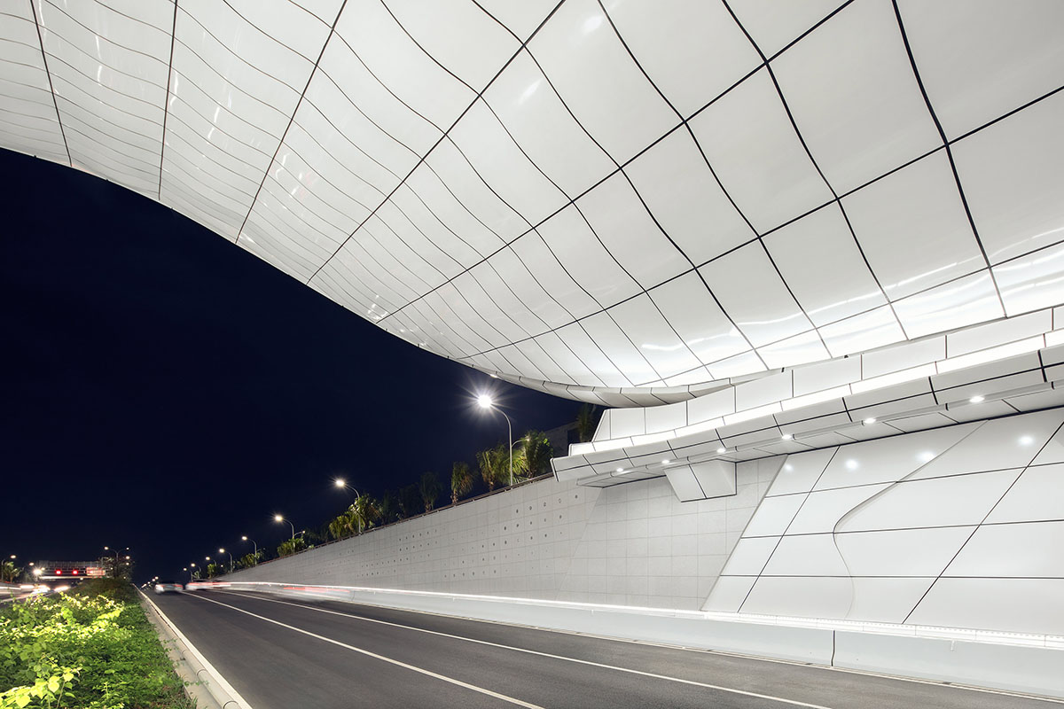 Penda China completes madeleine-shaped portal for Haikou Wenming East Road Tunnel in China