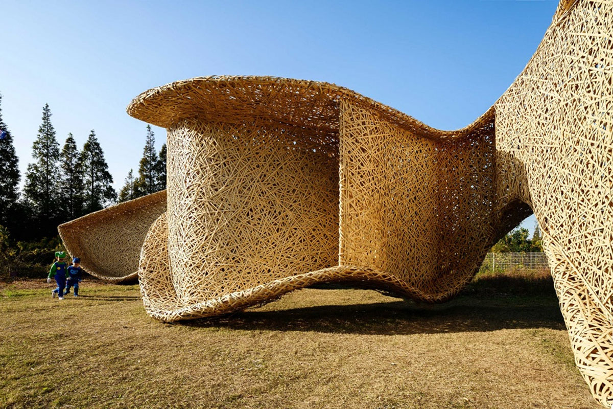 LIN architecture built meandering bamboo pavilion as a social generator in rural China