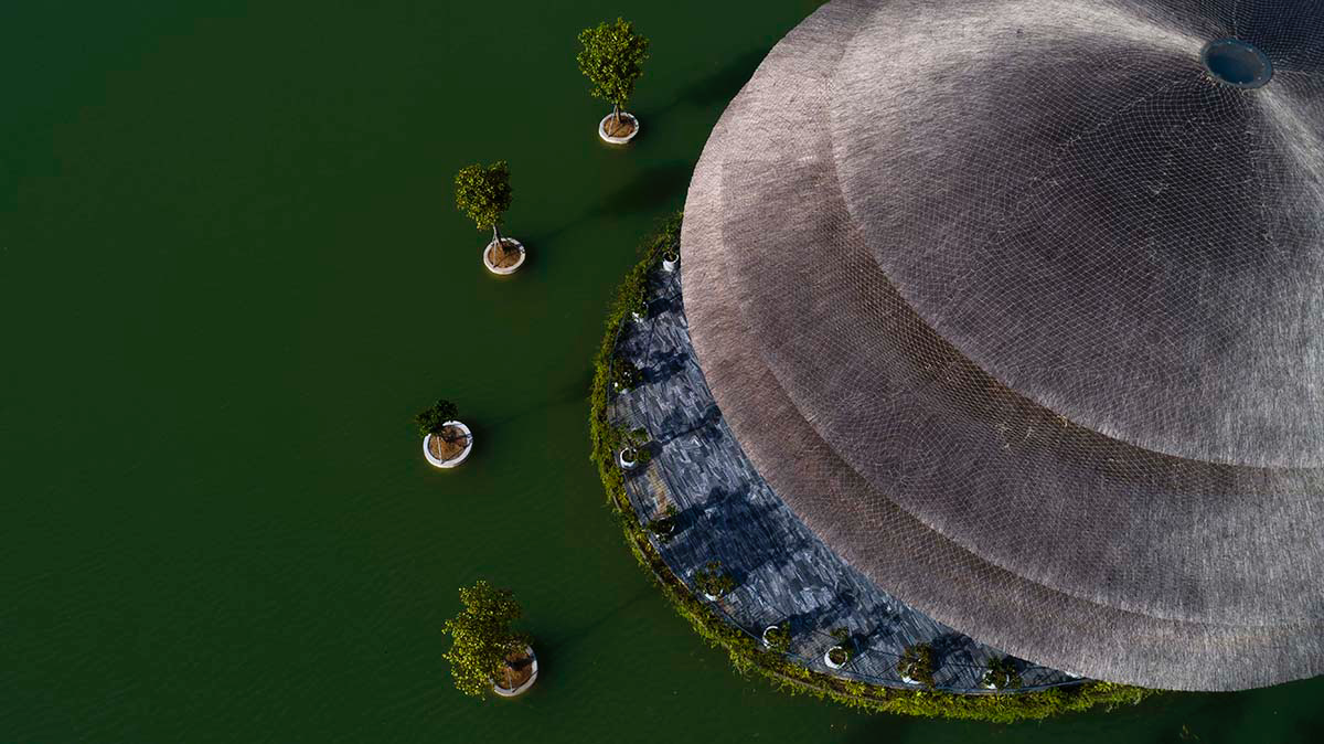 VTN Architects completes Vedana Restaurant in Vietnam, a tallest bamboo structure of the studio