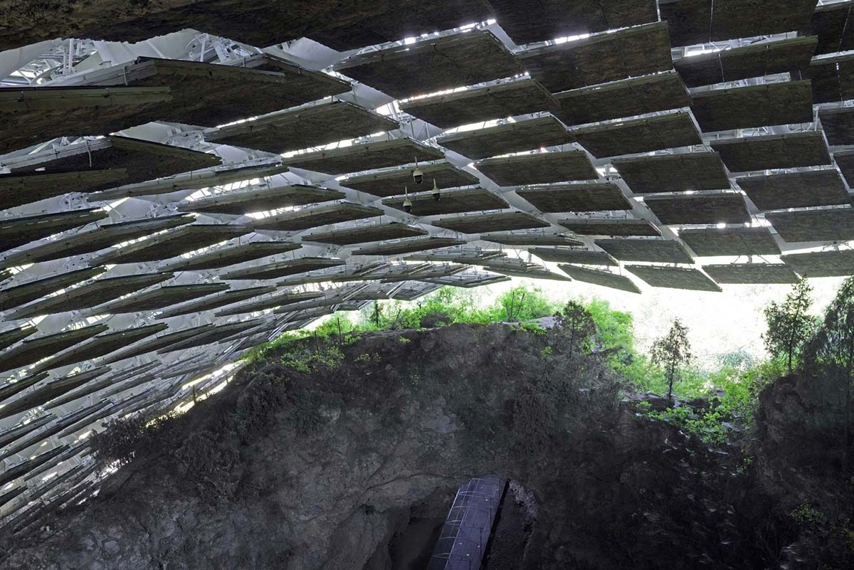 THAD's undulating prefabricated shell protects archaeological site of Peking Man cave in China