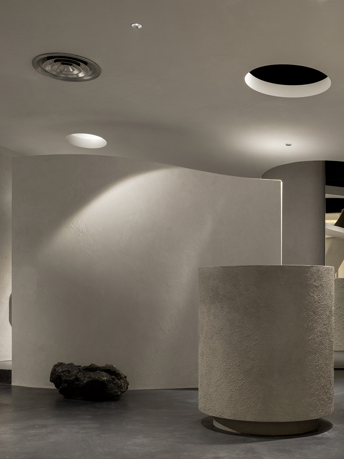 lialawlab completes retro-futuristic skincare centre in Hangzhou, China