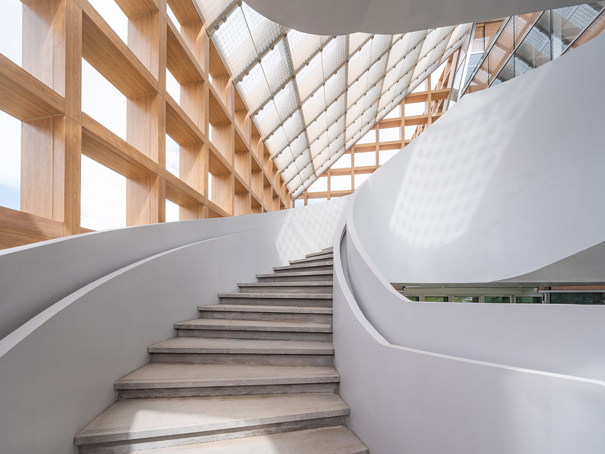 CLOU architects designs Sanya Farm Lab with deep grid modules in China