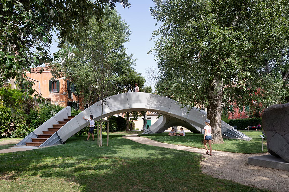 Zaha Hadid Architects and Block Research Group complete 3D-concrete-printed Striatus bridge in Venice