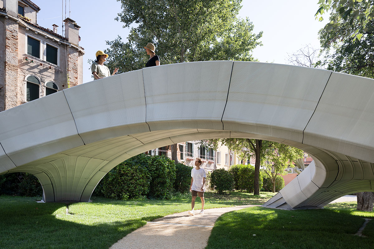 Zaha Hadid Architects and Block Research Group complete 3D-concrete-printed Striatus bridge in Venice