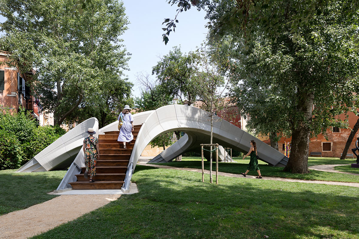Zaha Hadid Architects and Block Research Group complete 3D-concrete-printed Striatus bridge in Venice