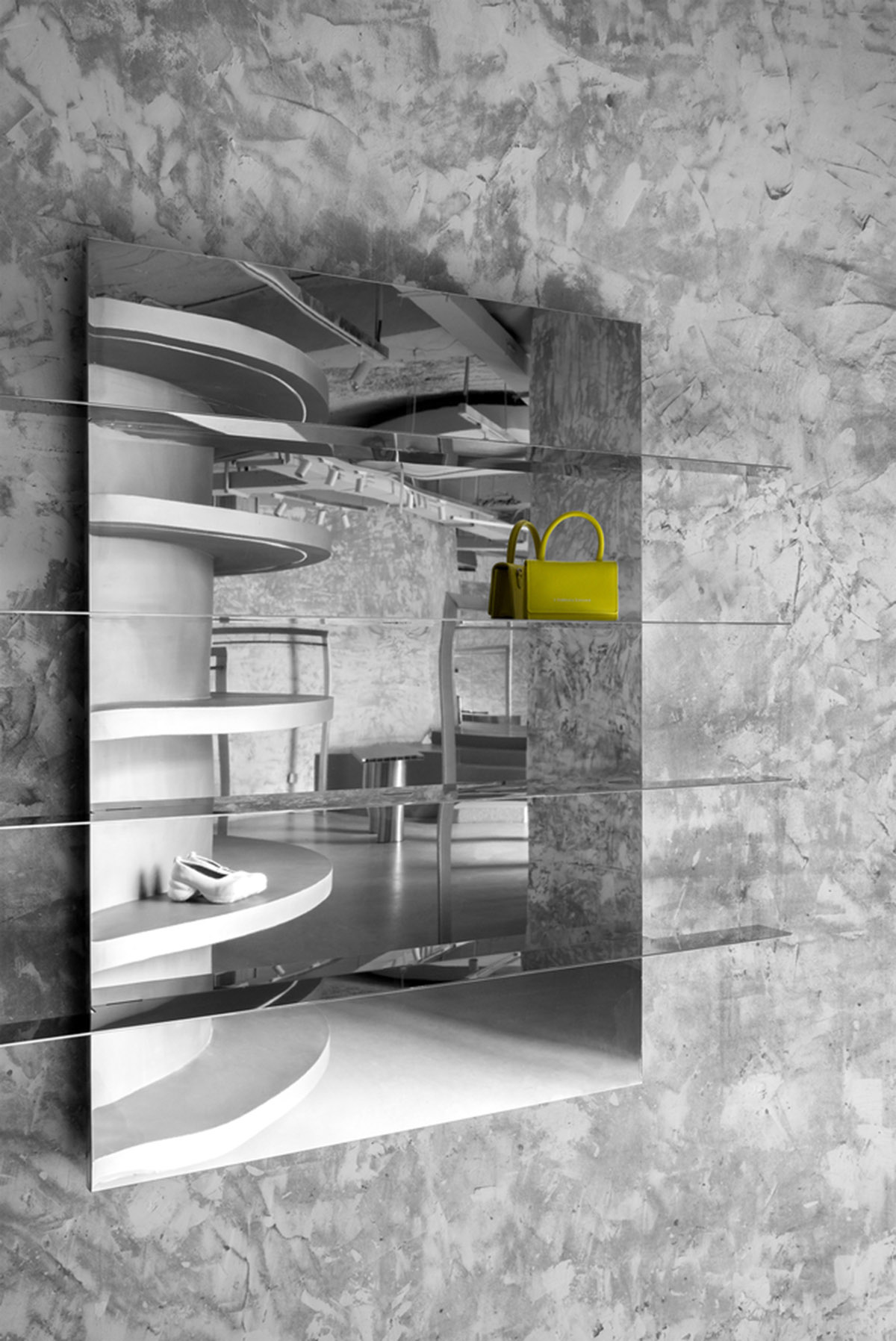 JIANGJIE DESIGN converts cylindrical cement plant into a fashion store in Hangzhou