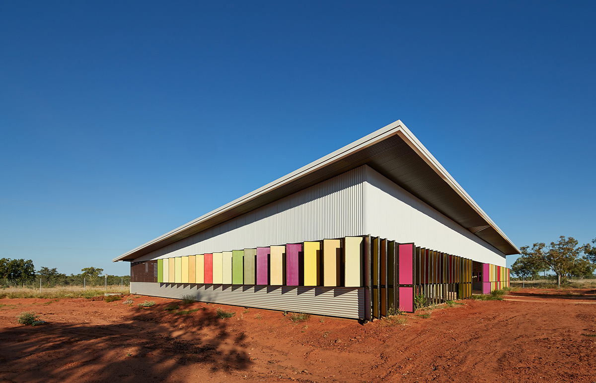 Fitroy Crossing Renal Hostel in Australia is crowned with the Best Use of Colour Award at WAF 2017