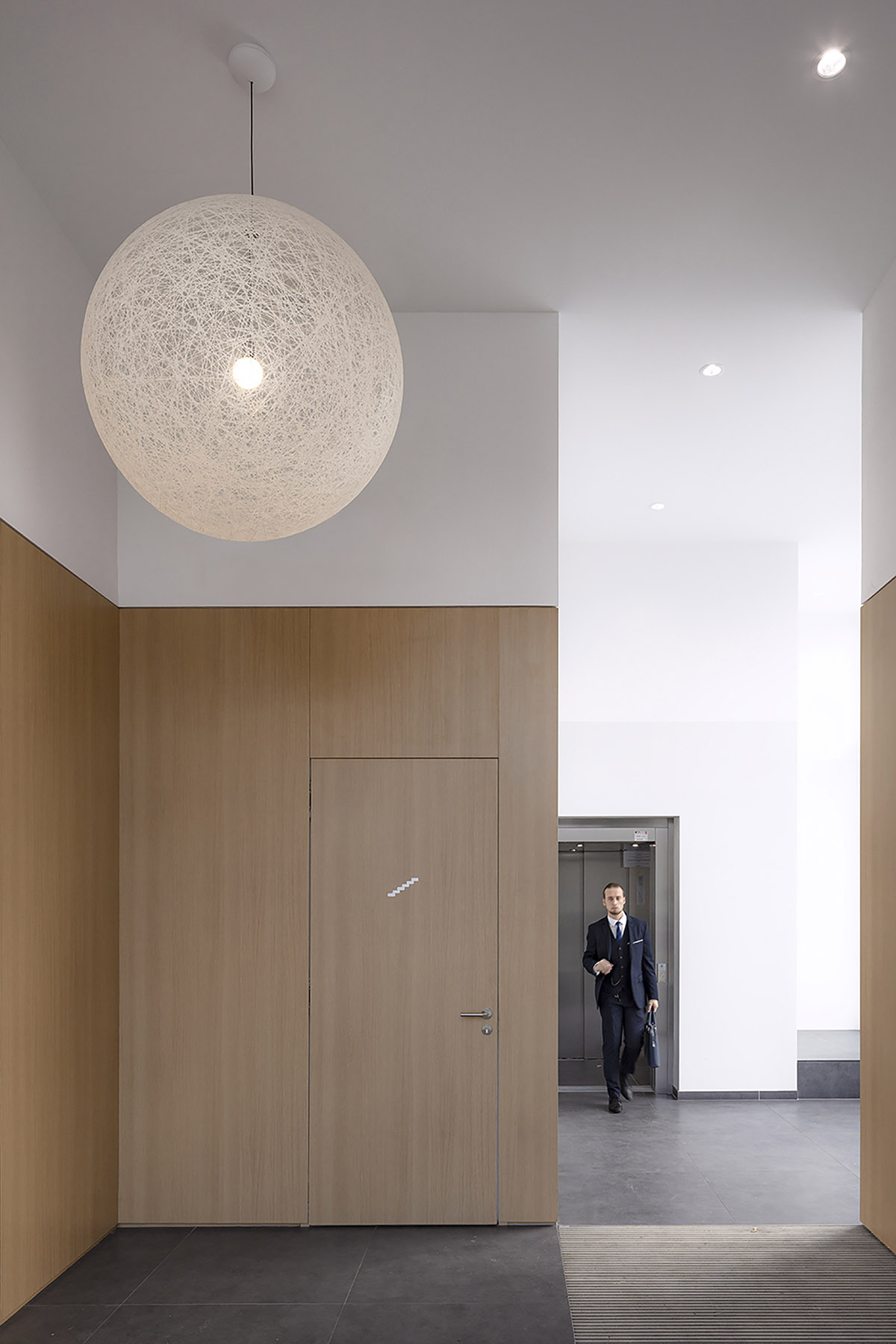 KAAN Architecten completes a compact mixed-use building with a domestic vibe in Nantes, France