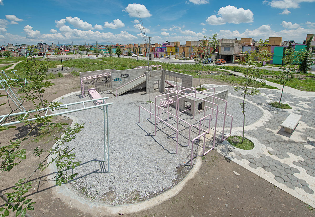 Francisco Pardo Arquitecto revitalizes Mexico's neglected suburban neighbourhoods with urban parks