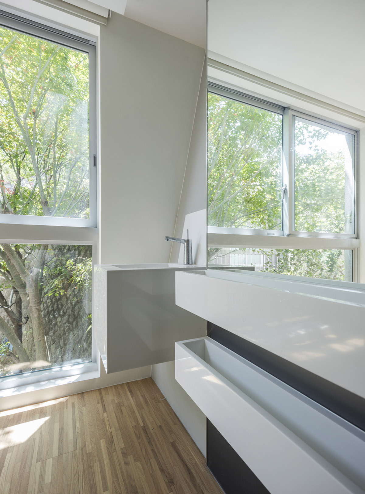 A  House Renovation Completed by Ho+Hou Studio Architects in Taipei