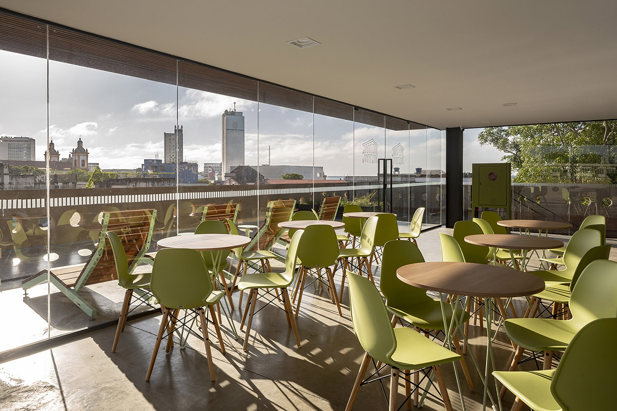 Laurent Troost Architectures revives abandoned heritage building as an innovation house in Brazil