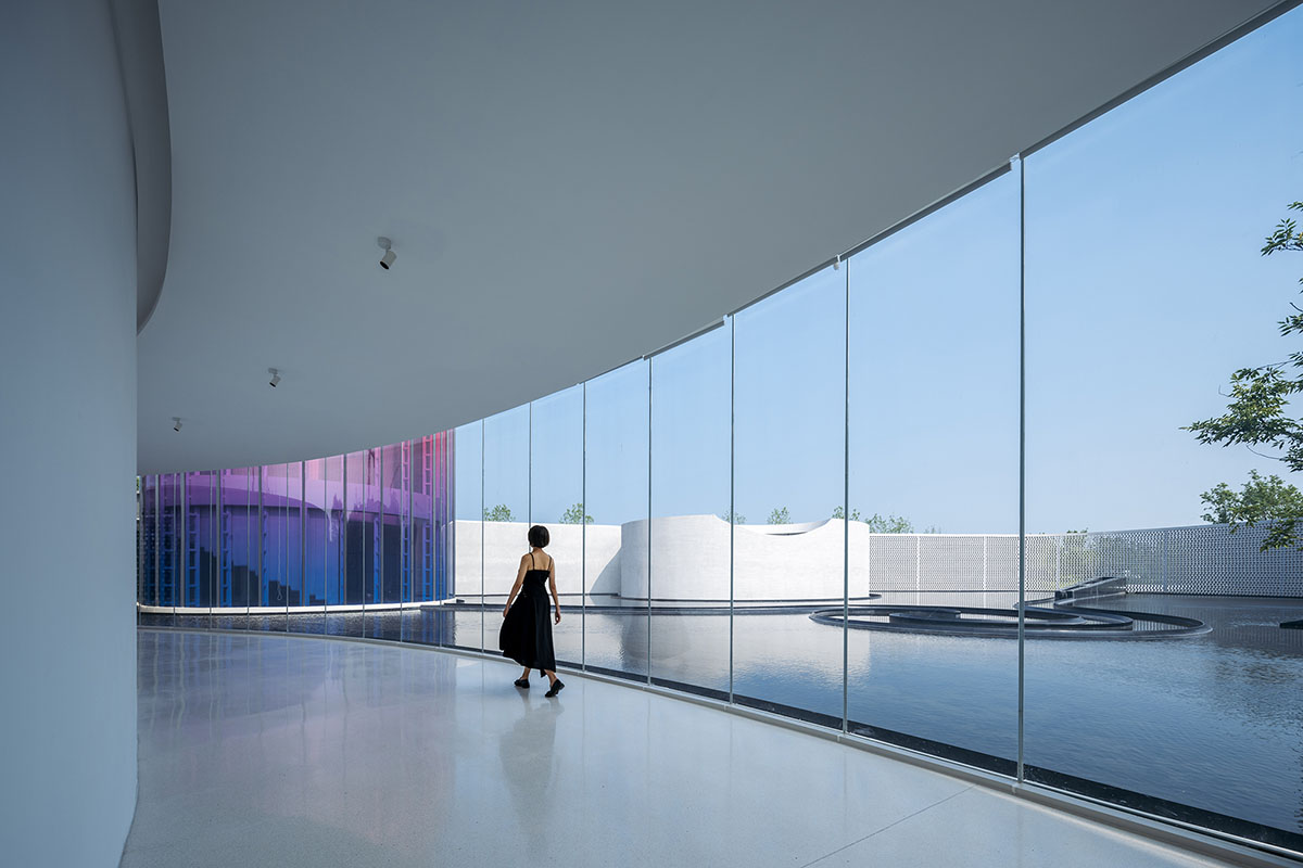 Circular, oval and square volumes form art museum designed by Wutopia Lab in China 