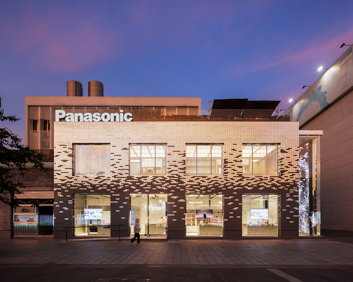 Say Architects designs Panasonic flagship store with hand-plated silver ...