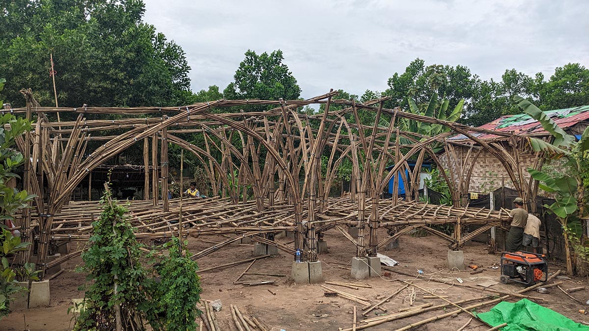 Blue Temple built affordable bamboo housing for displaced families at the price of a smartphone